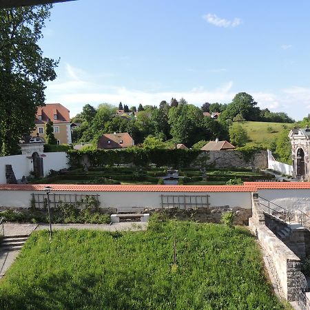 Gaestehaus Maelzerei Auf Schloss Neuburg Am Inn Exterior photo